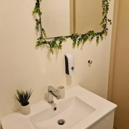 Apartament Caprices Des Vagues - A 300 M De La Et A 4 Kilometres De Nausicaa, Place De Parking Privee, Eau Douce, Netflix, Primes Video, Wifi Debit Le Portel