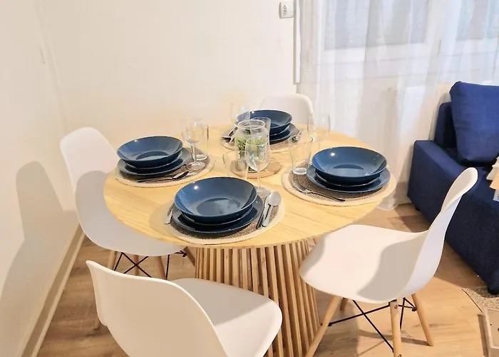 Escapade Bord De - Terrasse & Parking Prive, A 300 M アパート